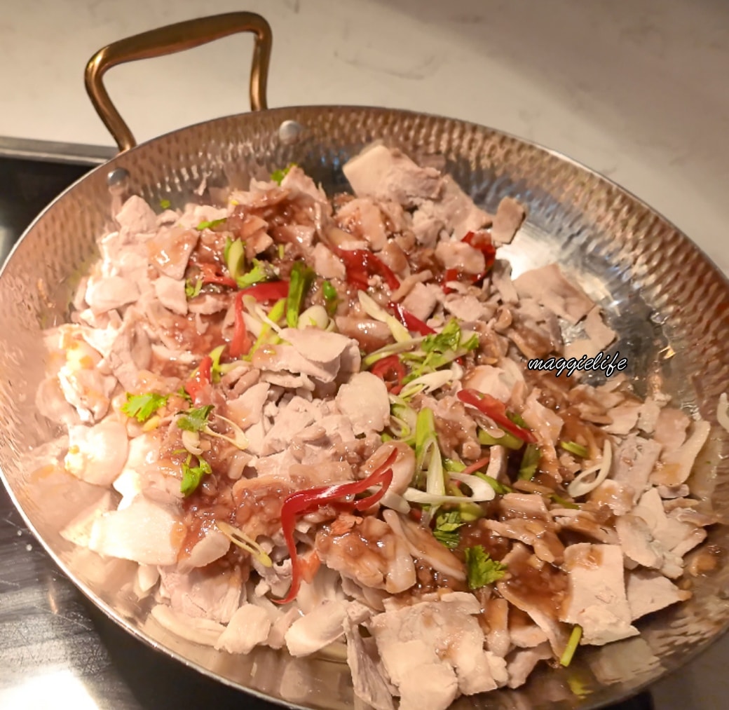 青焰炭火熟成牛排自助餐吃到飽,新莊吃到飽不到700就有牛排豬腳加自助吧 - 第15張圖 青焰炭火熟成牛排自助餐吃到飽,新莊吃到飽不到700就有牛排豬腳加自助吧