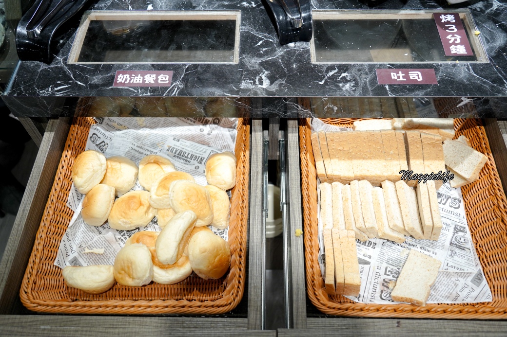 傳品牛排板橋店搬家啦|280起吃到飽不加服務費每天都客滿,熱食補超快還不斷更新,板橋鄉民最愛 - 第25張圖 Chwanpiinsteak newdsc01759