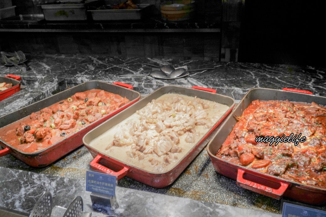 Sunny buffet2025dsc02288