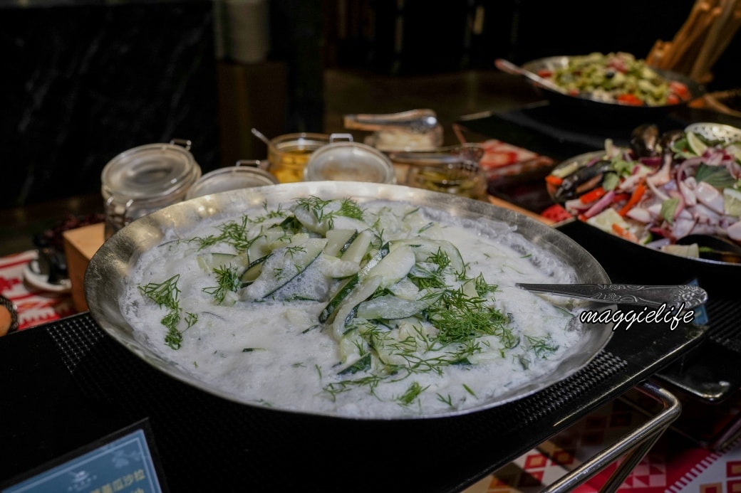 Sunny buffet2025dsc02322