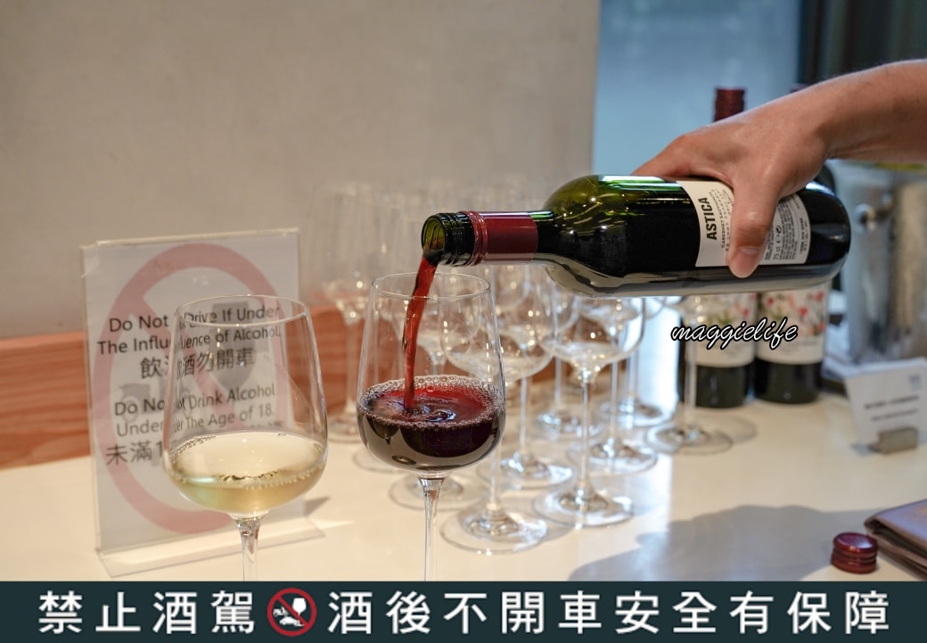 林口亞昕福朋喜來登酒店宜客樂西餐廳自助餐吃到飽｜爽吃和牛菲力肋眼3.5小時，紅白酒無限暢飲只要千元，超爽