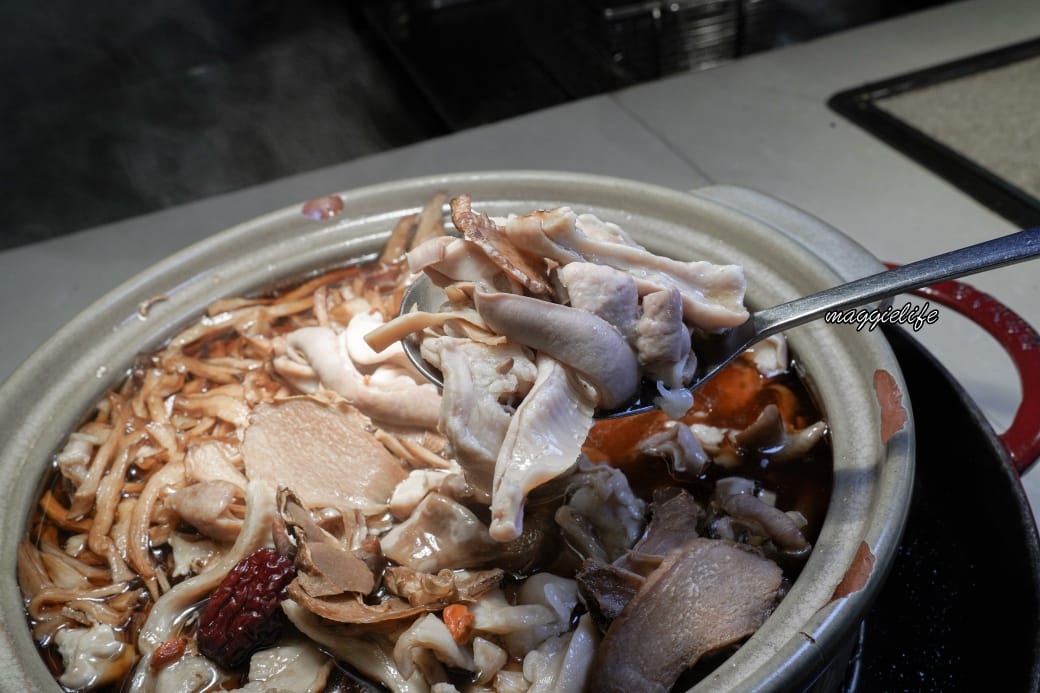 台北凱撒大飯店Checkers自助餐吃到飽推薦,$699現切牛排,紅白酒無限暢飲,台北CP值最高自助餐! - 第14張圖 台北凱撒大飯店Checkers自助餐吃到飽推薦,$699現切牛排,紅白酒無限暢飲,台北CP值最高自助餐!