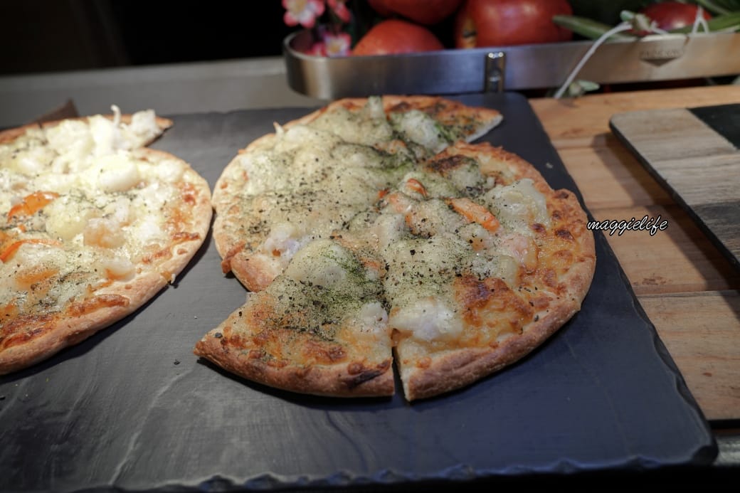 台北凱撒大飯店Checkers自助餐吃到飽推薦，$699現切牛排，紅白酒無限暢飲，台北CP值最高自助餐！