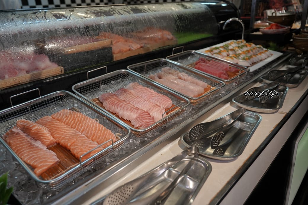 台北凱撒大飯店Checkers自助餐吃到飽推薦,$699現切牛排,紅白酒無限暢飲,台北CP值最高自助餐! - 第35張圖 台北凱撒大飯店Checkers自助餐吃到飽推薦,$699現切牛排,紅白酒無限暢飲,台北CP值最高自助餐!