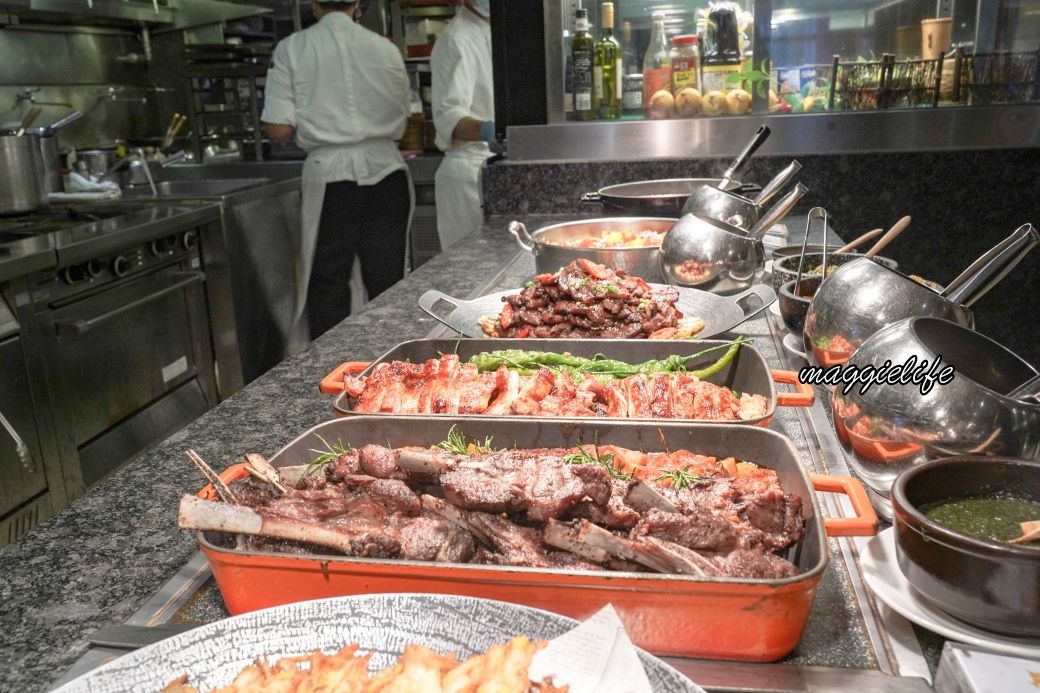 12 kitchen sea food buffetdsc06135 2