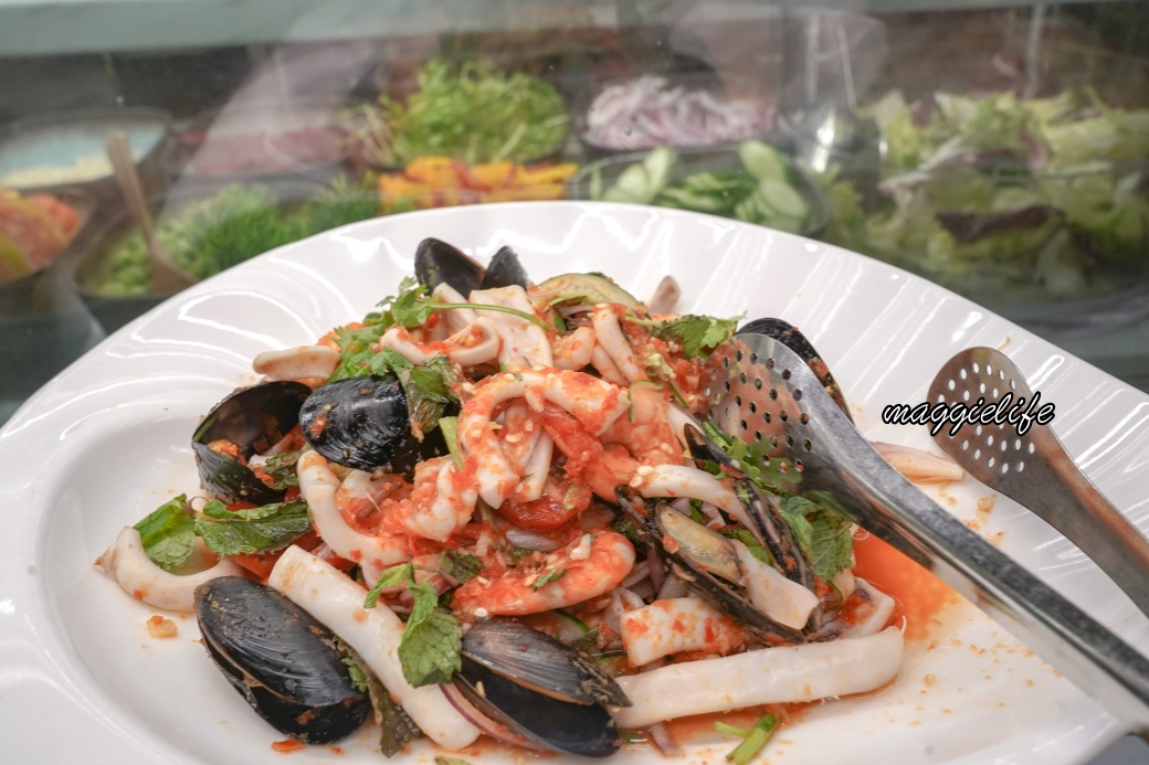 12 kitchen sea food buffetdsc06141