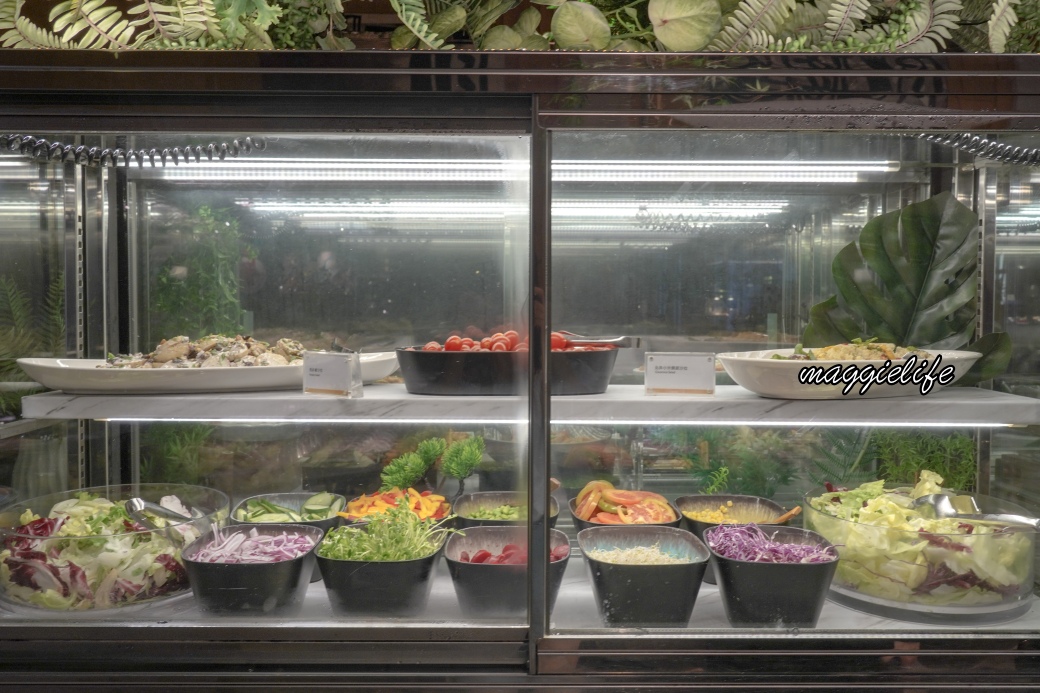 12 kitchen sea food buffetdsc06153
