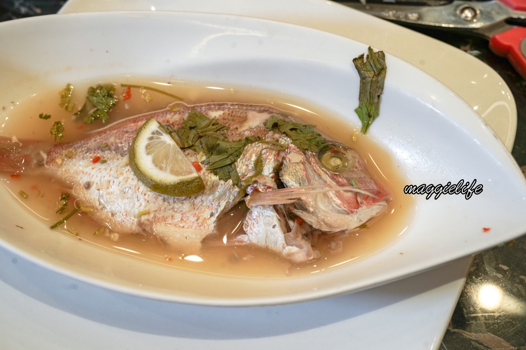 12 kitchen sea food buffetdsc06188