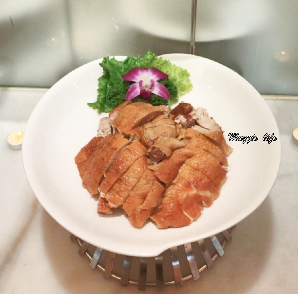 Chuto Hotel Buffets 9945134