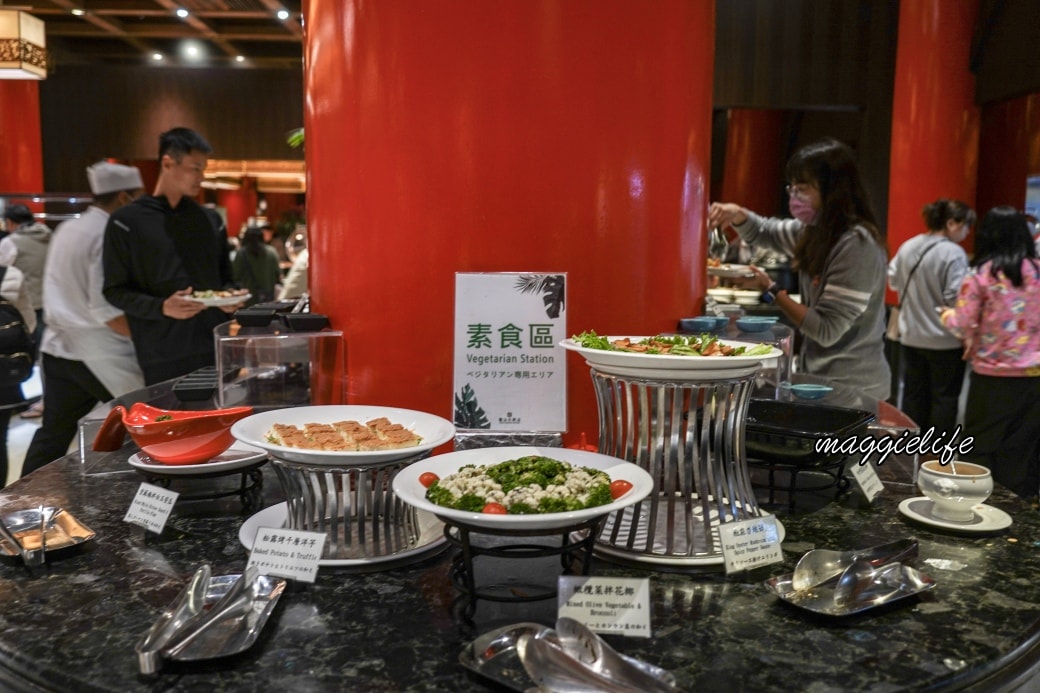 Grand buffet dsc01076