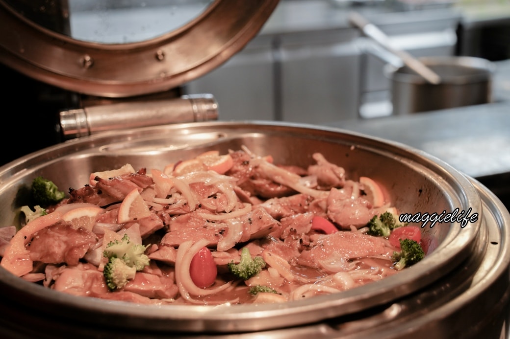 Grand buffet dsc01104 2