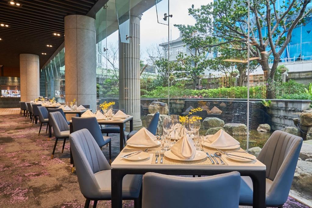 青焰炭火熟成牛排美麗信門市|798起百道料理吃到飽爽喝路易莎咖啡還有和牛,菜單訂位 - 第6張圖 1青庭