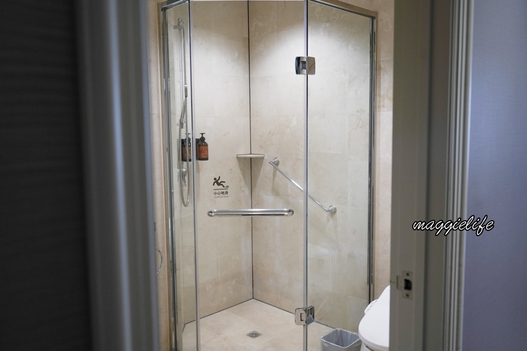 Lakeshore hoteldsc03197