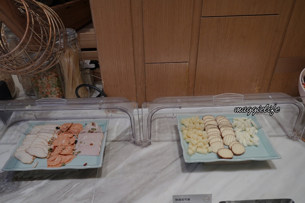 Sunrise buffetdsc06868