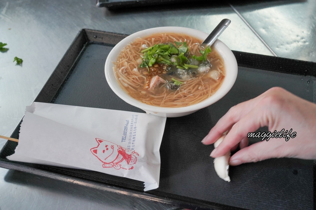 油庫口蚵仔麵線炭烤香腸,內行人都叫一套,板橋新埔站美食 - 第7張圖 Ukukodsc01764