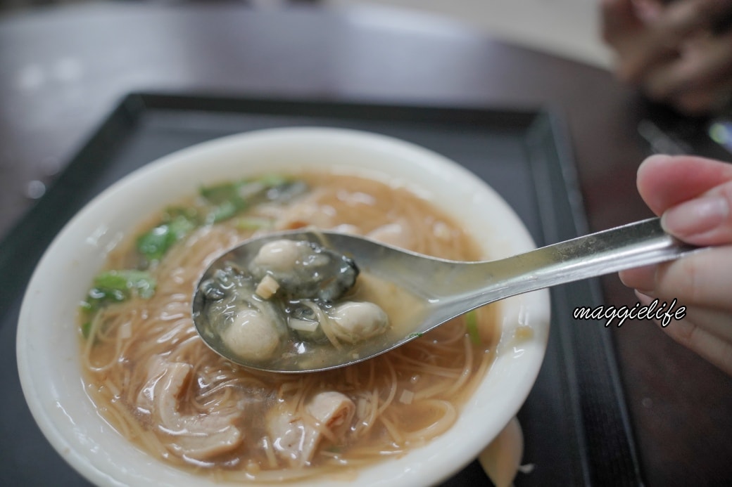 油庫口蚵仔麵線炭烤香腸,內行人都叫一套,板橋新埔站美食 - 第11張圖 Ukukodsc01782