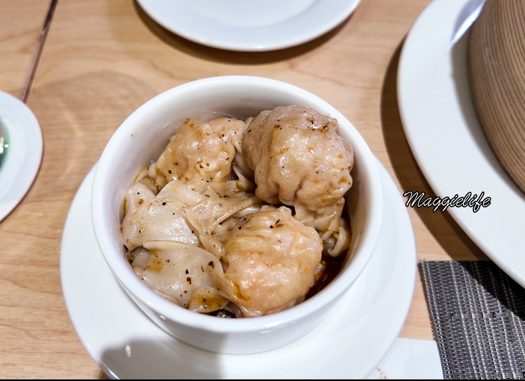 Yunestatehotel bufffet 螢幕擷取畫面 2025 09 16 010740