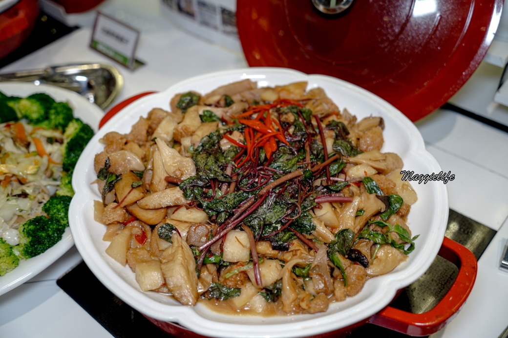 松山VGest低碳披薩首都松山店中餐吃到飽只要468,第2人半價國宴主廚有機蔬食超狂 - 第16張圖 Vegst lunchdsc02564