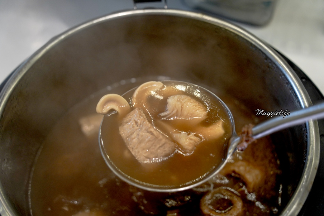 松山VGest低碳披薩首都松山店中餐吃到飽只要468,第2人半價國宴主廚有機蔬食超狂 - 第41張圖 Vegst lunchdsc02569