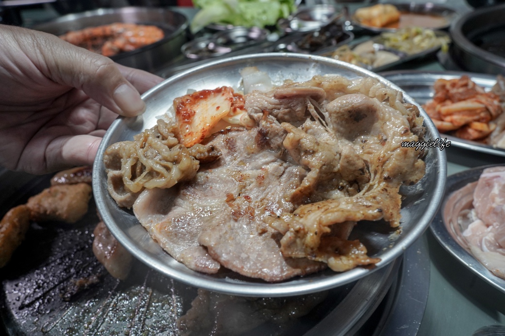 金喬伊個人韓式燒肉吃到飽,$378起8種肉品,3種海鮮,韓式小菜熱食炸雞,單身友善一人一爐,三重吃到飽 - 第81張圖