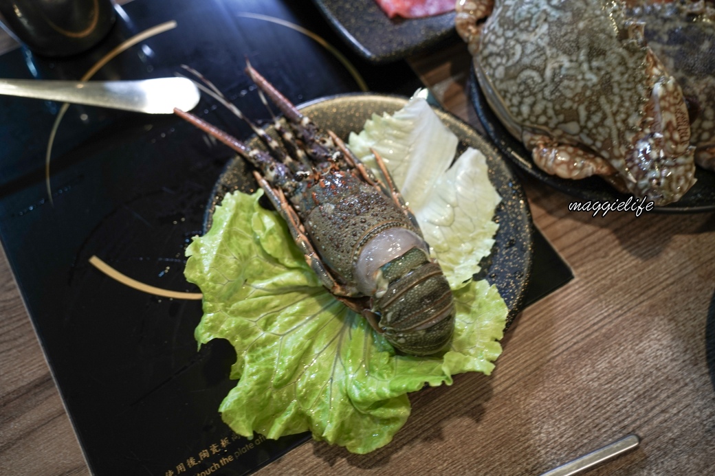 高雄玖玖香一品鍋火鍋吃到飽只要899不加服務費,就有紅蟳、花蟹、各式海鮮、和牛以及牛雞豬牛鴨通通吃到飽 - 第14張圖 高雄玖玖香一品鍋火鍋吃到飽只要899不加服務費,就有紅蟳、花蟹、各式海鮮、和牛以及牛雞豬牛鴨通通吃到飽