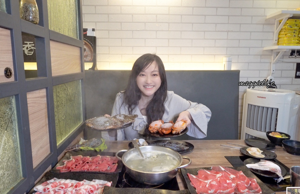 高雄玖玖香一品鍋火鍋吃到飽只要899不加服務費，就有紅蟳、花蟹、各式海鮮、和牛以及牛雞豬牛鴨通通吃到飽