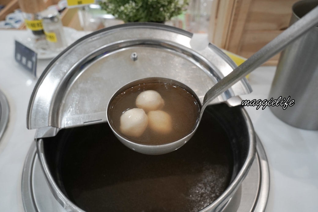 Fundamental吃到飽微風南山,信義區只要688金目鱸魚炸雞水耕蔬菜吃到飽紅酒無限暢飲可以吃3小時 - 第44張圖 Fundamental吃到飽微風南山,信義區只要688金目鱸魚炸雞水耕蔬菜吃到飽紅酒無限暢飲可以吃3小時