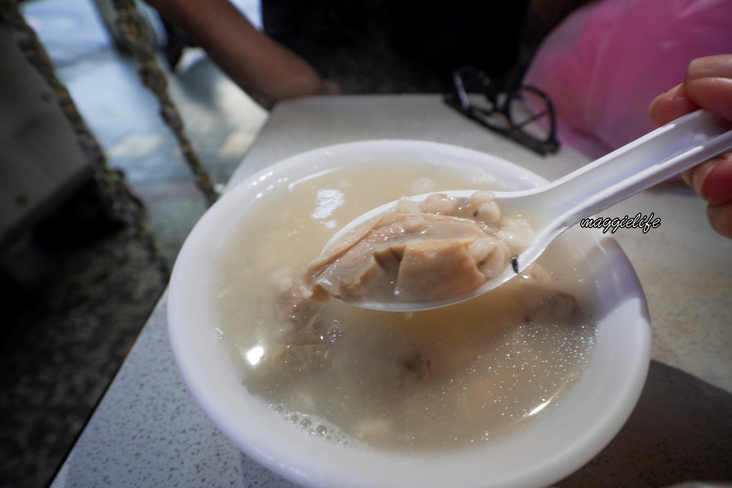 松山割包|我心目中前三名的好吃割包四神湯滿滿的料 - 第10張圖 松山割包|我心目中前三名的好吃割包四神湯滿滿的料