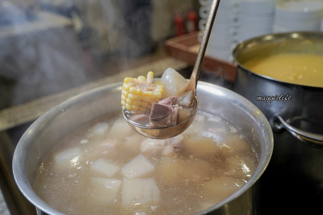 高雄福華麗香苑吃到飽,不到千元全台CP值最高,直接吃3.5個小時 - 第51張圖 高雄福華麗香苑吃到飽,不到千元全台CP值最高,直接吃3.5個小時