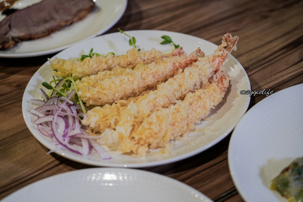 高雄福華麗香苑吃到飽，不到千元全台CP值最高，直接吃3.5個小時