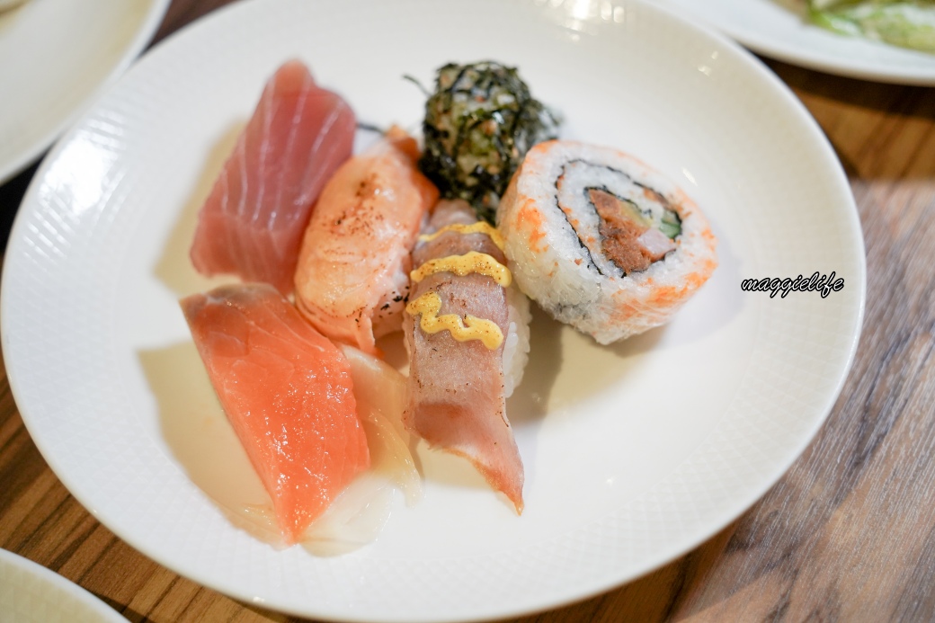 高雄福華麗香苑吃到飽,不到千元全台CP值最高,直接吃3.5個小時 - 第24張圖 高雄福華麗香苑吃到飽,不到千元全台CP值最高,直接吃3.5個小時