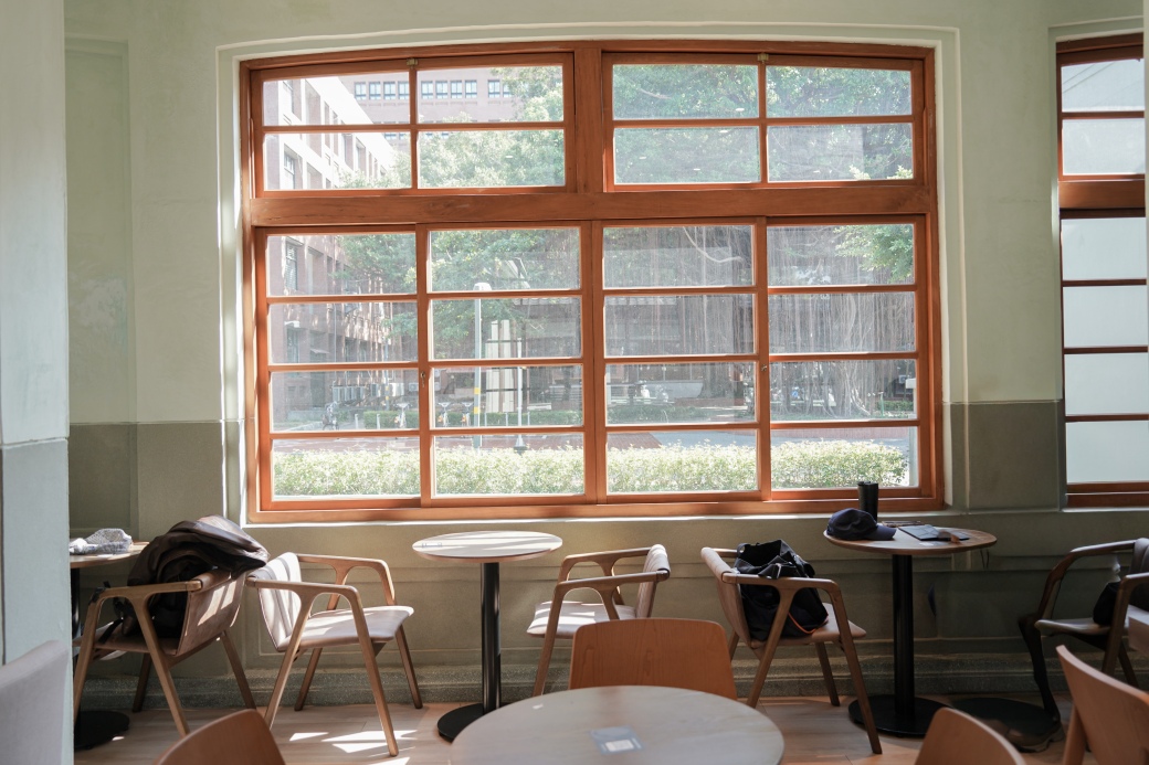 全台最美路易莎高雄中山大學門市,也是百年古蹟 - 第9張圖 全台最美路易莎高雄中山大學門市,也是百年古蹟