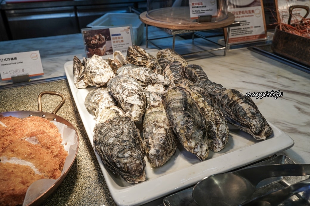 六福萬怡酒店吃到飽|敘日全日餐廳自助餐吃到飽,生食級干貝松葉蟹腳烤牡蠣海鮮控的天堂 - 第23張圖 六福萬怡酒店吃到飽|敘日全日餐廳自助餐吃到飽,生食級干貝松葉蟹腳烤牡蠣海鮮控的天堂