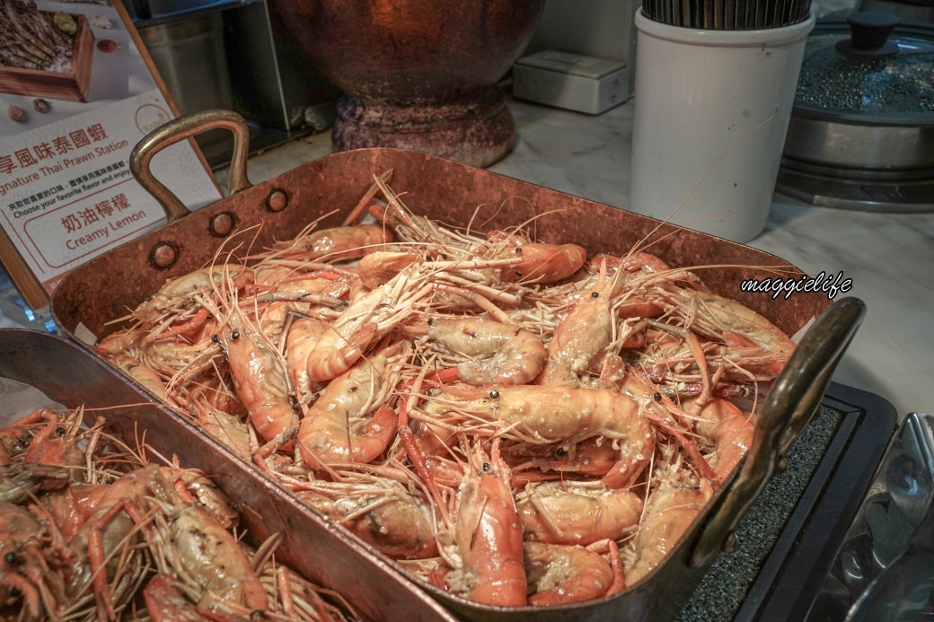 六福萬怡酒店吃到飽｜敘日全日餐廳自助餐吃到飽，生食級干貝松葉蟹腳烤牡蠣海鮮控的天堂