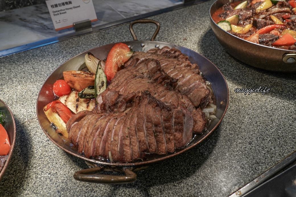 六福萬怡酒店吃到飽|敘日全日餐廳自助餐吃到飽,生食級干貝松葉蟹腳烤牡蠣海鮮控的天堂 - 第35張圖 六福萬怡酒店吃到飽|敘日全日餐廳自助餐吃到飽,生食級干貝松葉蟹腳烤牡蠣海鮮控的天堂