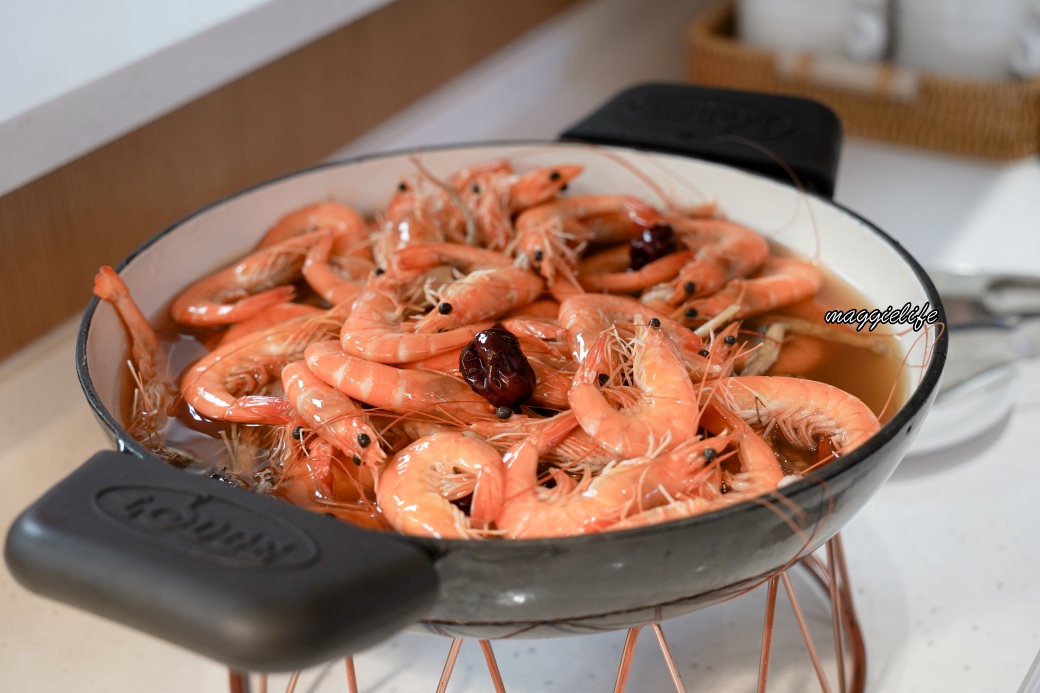 台北吃到飽｜育成蕃薯藤吃到飽還可以做公益，滷豬腳超級好吃，來支持慢飛小天使，內有影片