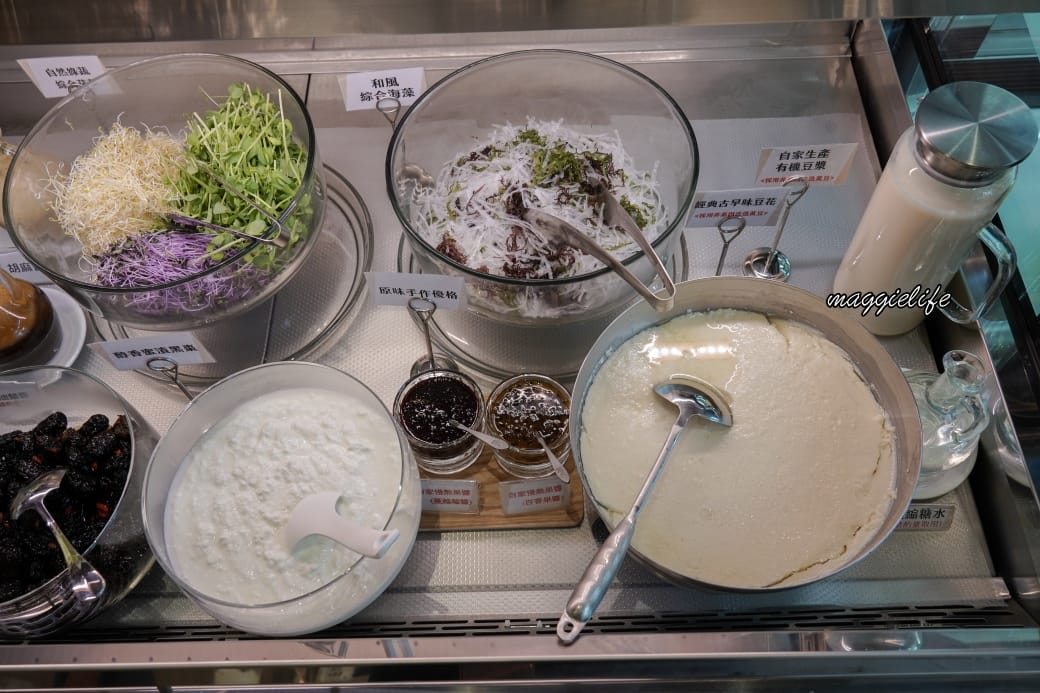 台北吃到飽｜育成蕃薯藤吃到飽還可以做公益，滷豬腳超級好吃，來支持慢飛小天使，內有影片