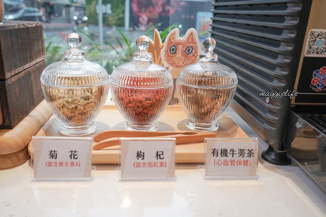 育成蕃薯藤餐廳下午茶｜220起就有餐點加有機咖啡養生茶無限暢飲甜品吃到飽CP值爆炸高