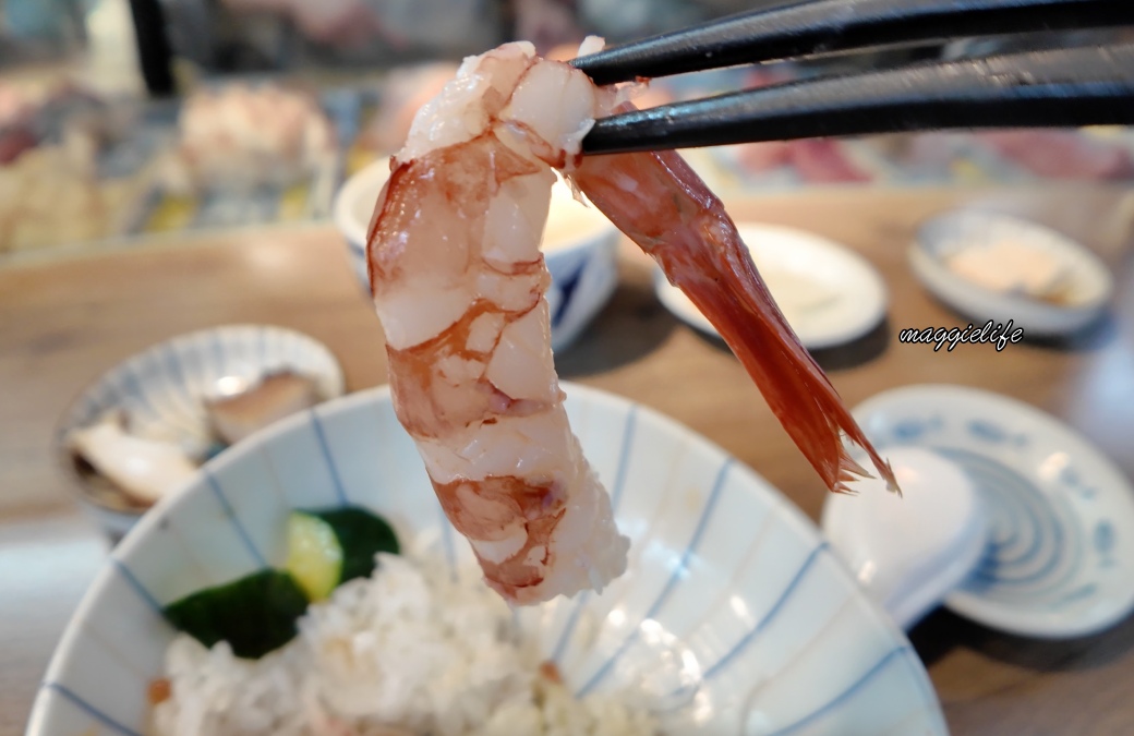 漁匠甘霖｜迪化街永樂市場日料推薦，隱藏版海鮮丼飯超級好吃，滿滿鮮魚當日市場直送必吃，菜單