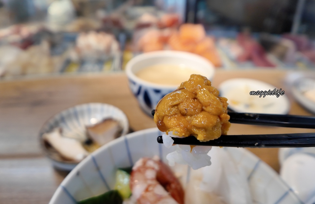 漁匠甘霖｜迪化街永樂市場日料推薦，隱藏版海鮮丼飯超級好吃，滿滿鮮魚當日市場直送必吃，菜單