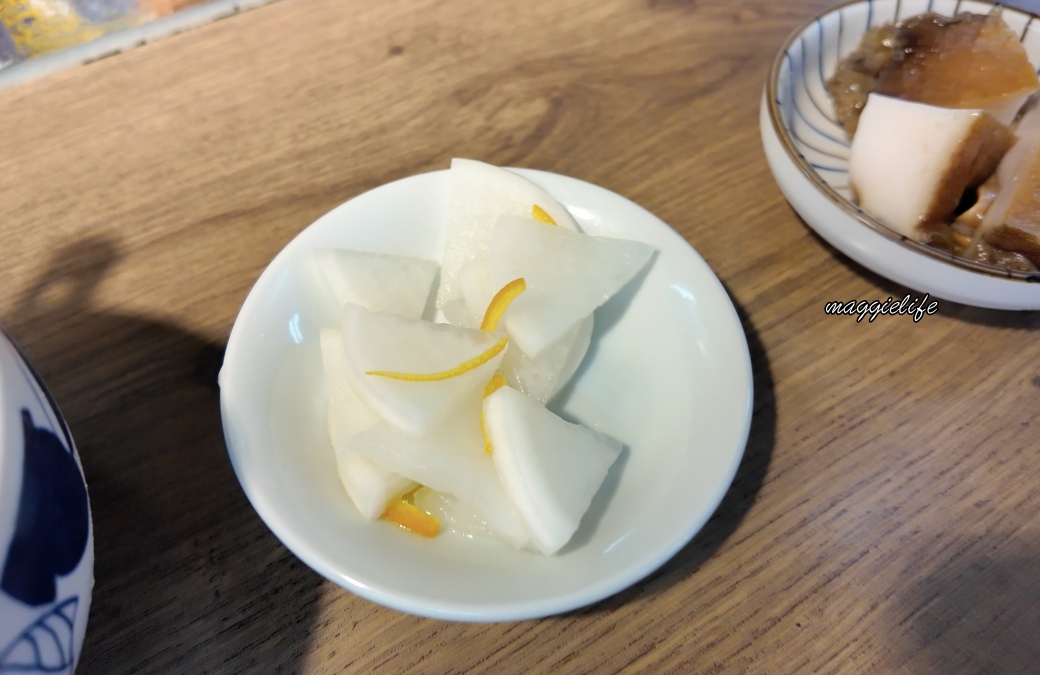 漁匠甘霖｜迪化街永樂市場日料推薦，隱藏版海鮮丼飯超級好吃，滿滿鮮魚當日市場直送必吃，菜單