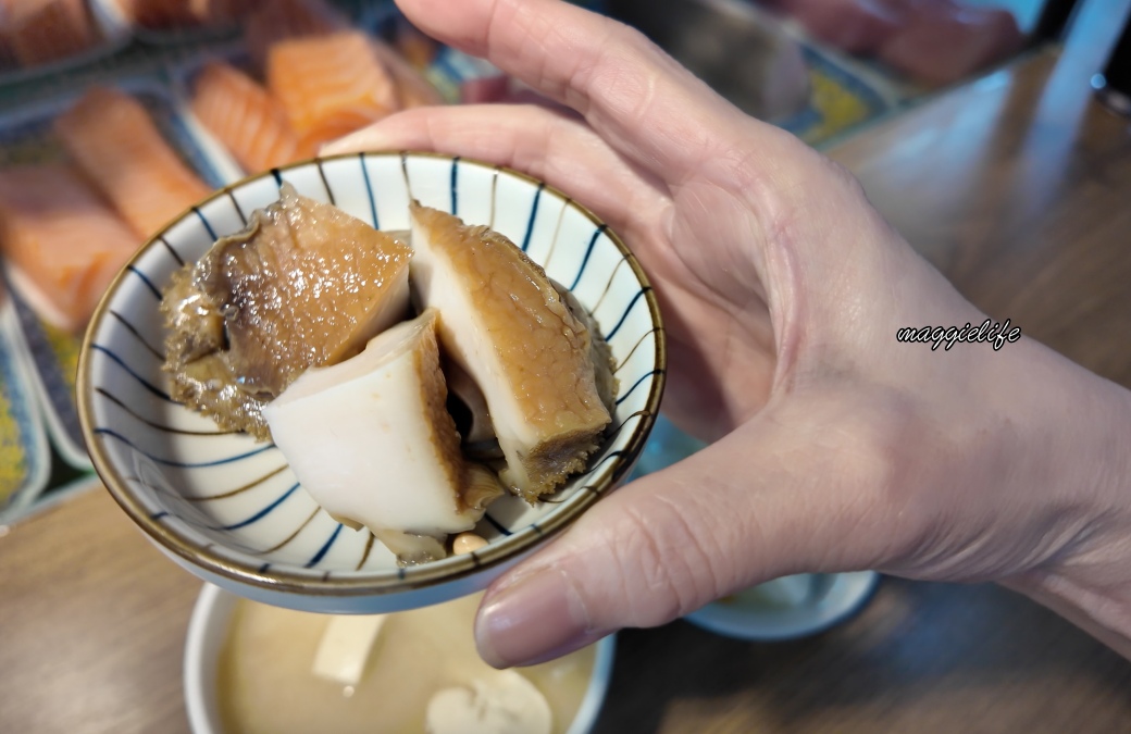 漁匠甘霖｜迪化街永樂市場日料推薦，隱藏版海鮮丼飯超級好吃，滿滿鮮魚當日市場直送必吃，菜單