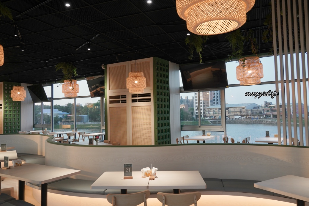 㵘光MÀN LIGHT桃園八德新開Semi Buffet全台最美湖景景觀自助餐吃到飽餐廳