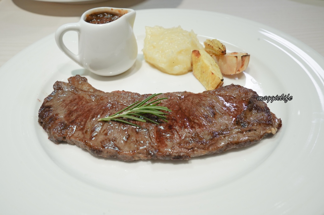 㵘光MÀN LIGHT桃園八德新開Semi Buffet全台最美湖景景觀自助餐吃到飽餐廳