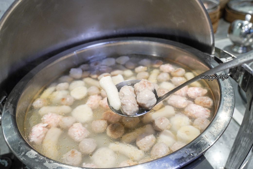 貴族世家蘆洲長榮店牛排家沙拉吧吃到飽｜380可以吃到超過百種食材，隨便吃都回本超級CP值爆炸高，吃到賺到