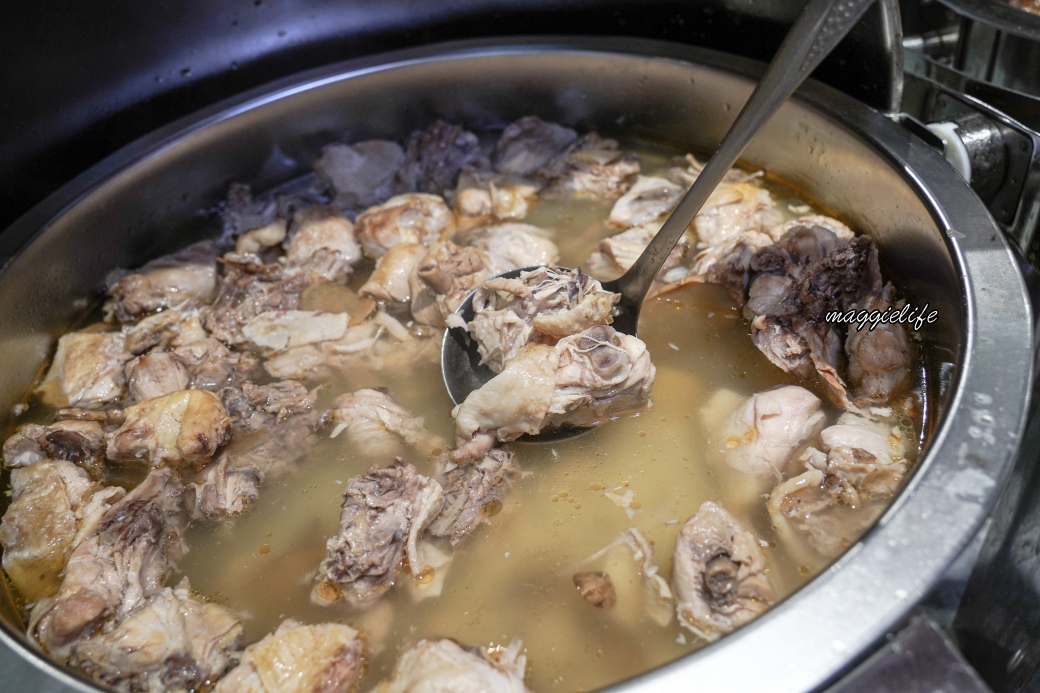 貴族世家蘆洲長榮店牛排家沙拉吧吃到飽｜380可以吃到超過百種食材，隨便吃都回本超級CP值爆炸高，吃到賺到