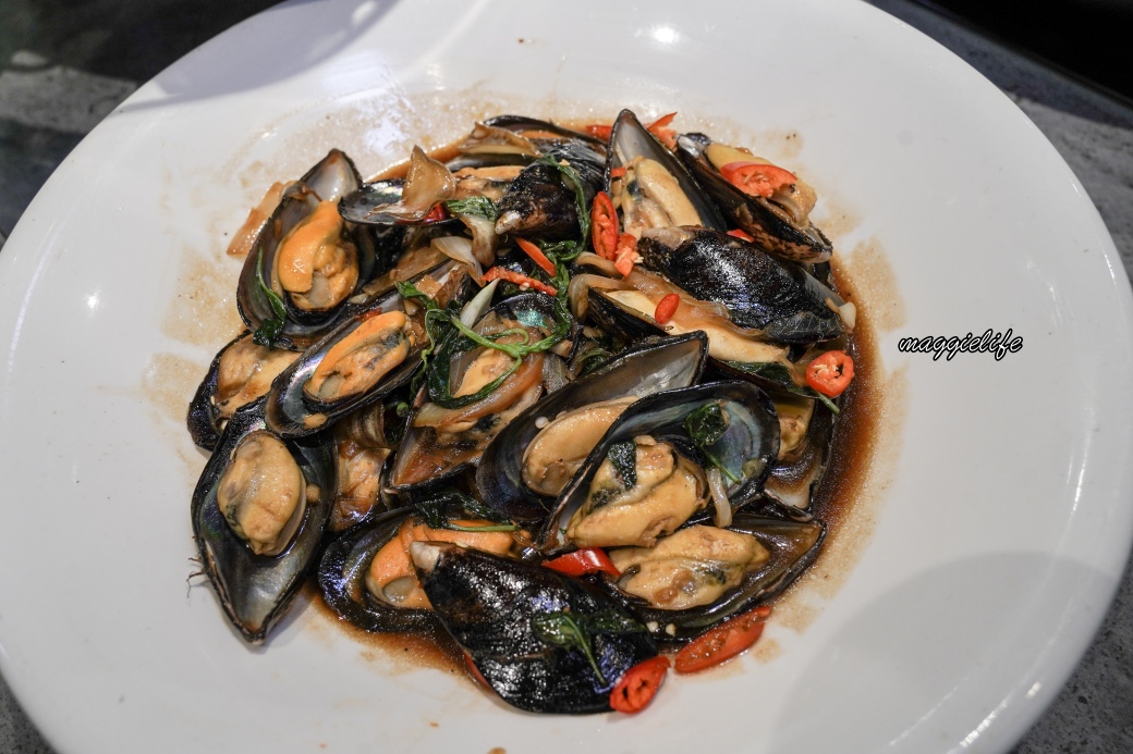 貴族世家蘆洲長榮店牛排家沙拉吧吃到飽｜380可以吃到超過百種食材，隨便吃都回本超級CP值爆炸高，吃到賺到