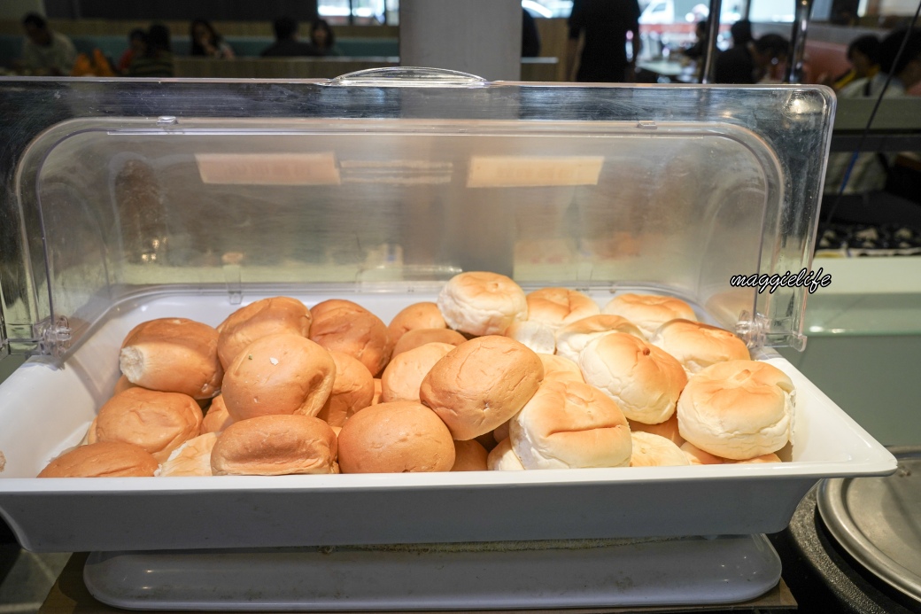 貴族世家蘆洲長榮店牛排家沙拉吧吃到飽｜380可以吃到超過百種食材，隨便吃都回本超級CP值爆炸高，吃到賺到