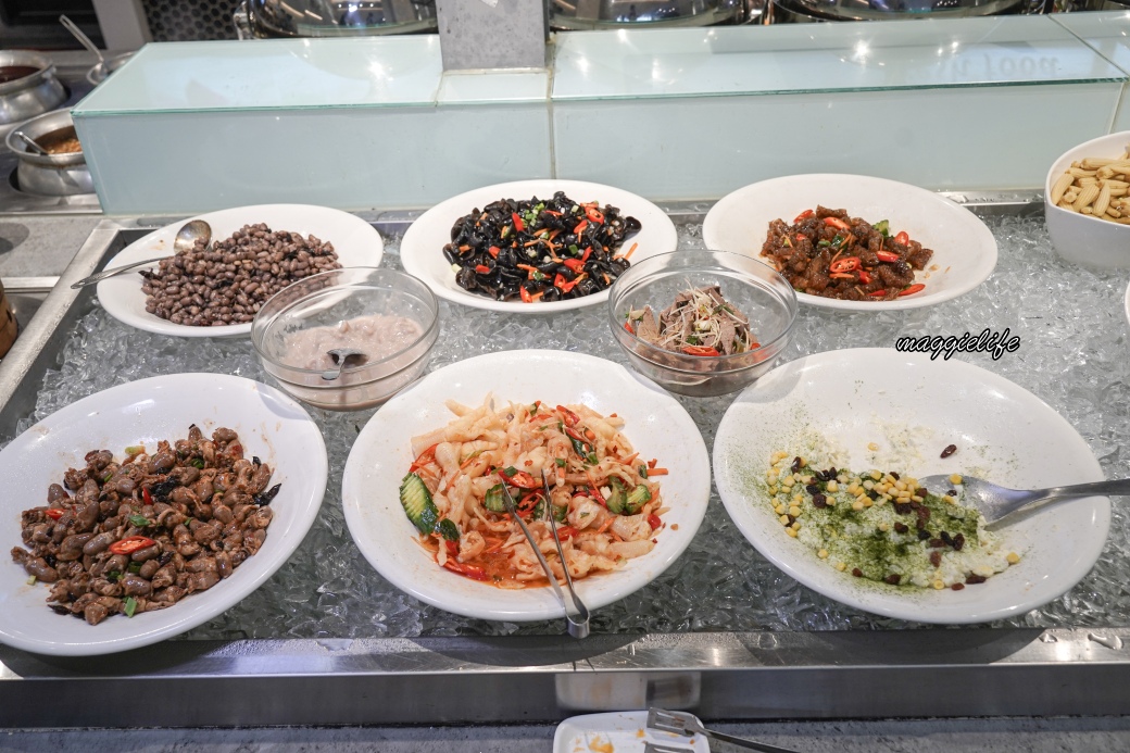 貴族世家蘆洲長榮店牛排家沙拉吧吃到飽｜380可以吃到超過百種食材，隨便吃都回本超級CP值爆炸高，吃到賺到