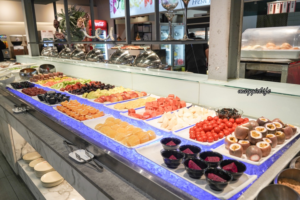 貴族世家蘆洲長榮店牛排家沙拉吧吃到飽｜380可以吃到超過百種食材，隨便吃都回本超級CP值爆炸高，吃到賺到